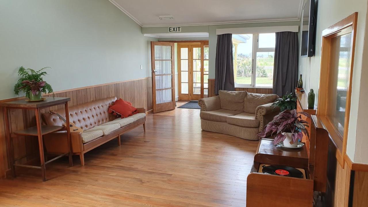 The Headland Lodge Gisborne Exterior foto